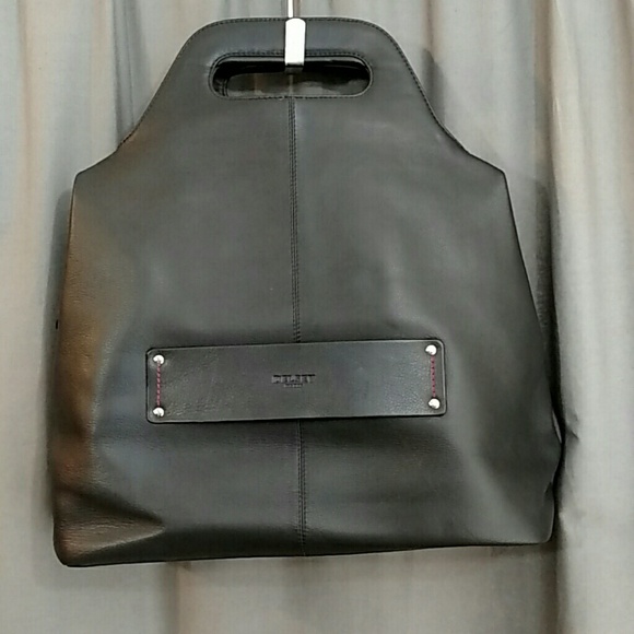 Delsey Paris Leather Carry On Travel Handbag - Picture 3 of 8